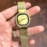 GUESS Luxury Watch for Women's - Image 4