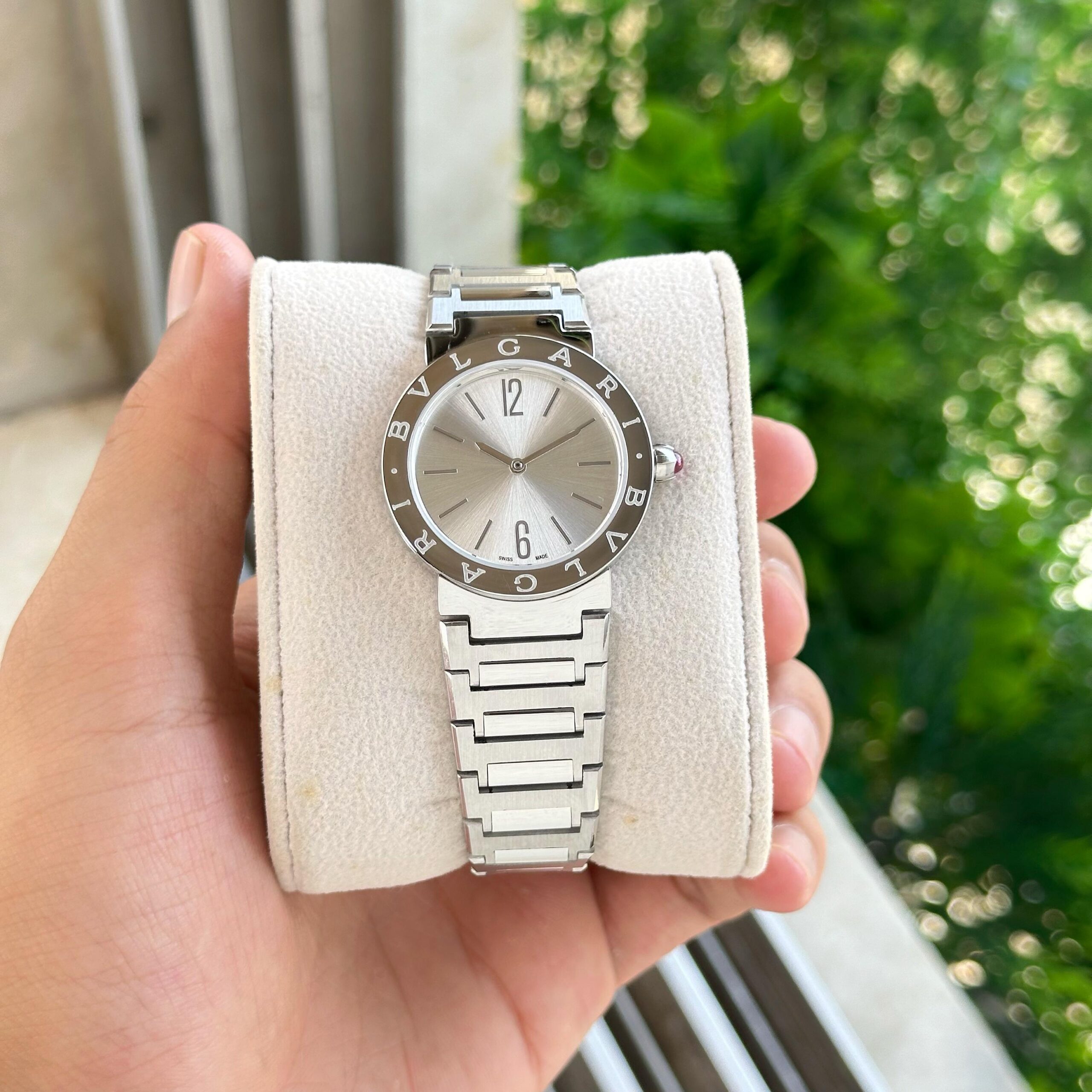 WhatsApp Image 2026-06-07 at 12.51.04 AM (1) Bvlgari Classic Emerald White Sunburst Dial - Image 1