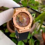 Hublot Classic Fusion Rose Gold Automatic - Image 4