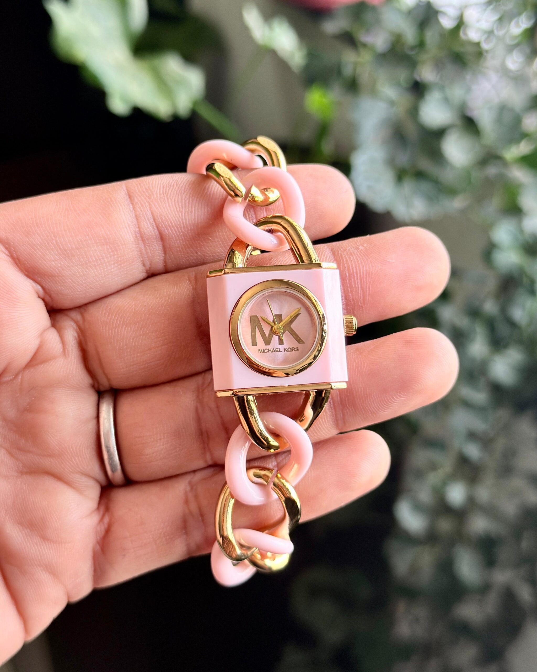 WhatsApp Image 2026-06-10 at 5.19.43 PM Michael Kors Bradshaw Crystal - Image 1
