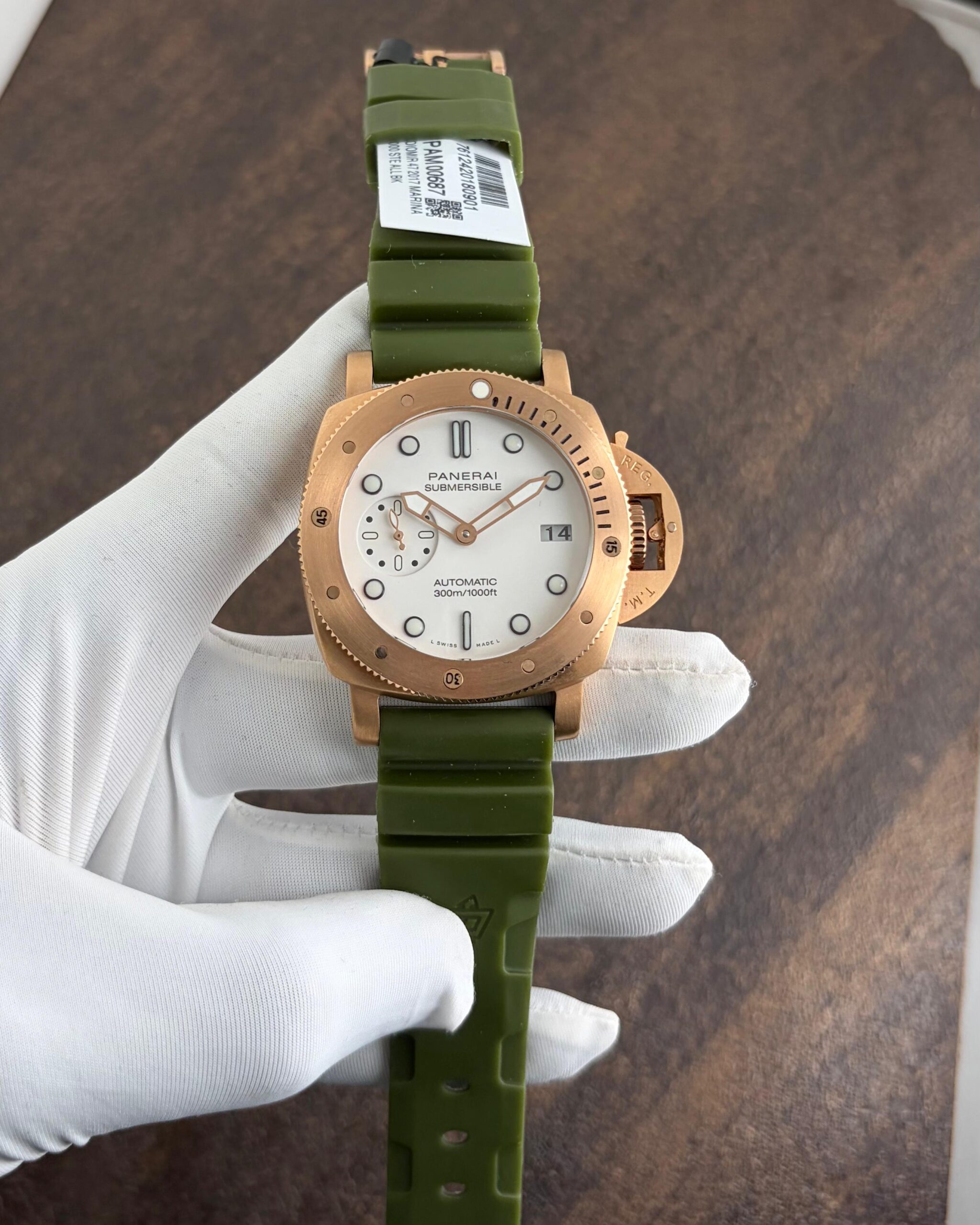 WhatsApp Image 2026-06-17 at 12.01.31 PM (1) Panerai Submersible Bianco Pam00687 - Image 1