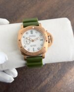 Panerai Submersible Bianco Pam00687 - Image 5