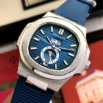 Patek Philippe Nautilus Blue Automatic - Image 5