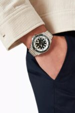 Breitling Superocean Automatic - Image 3
