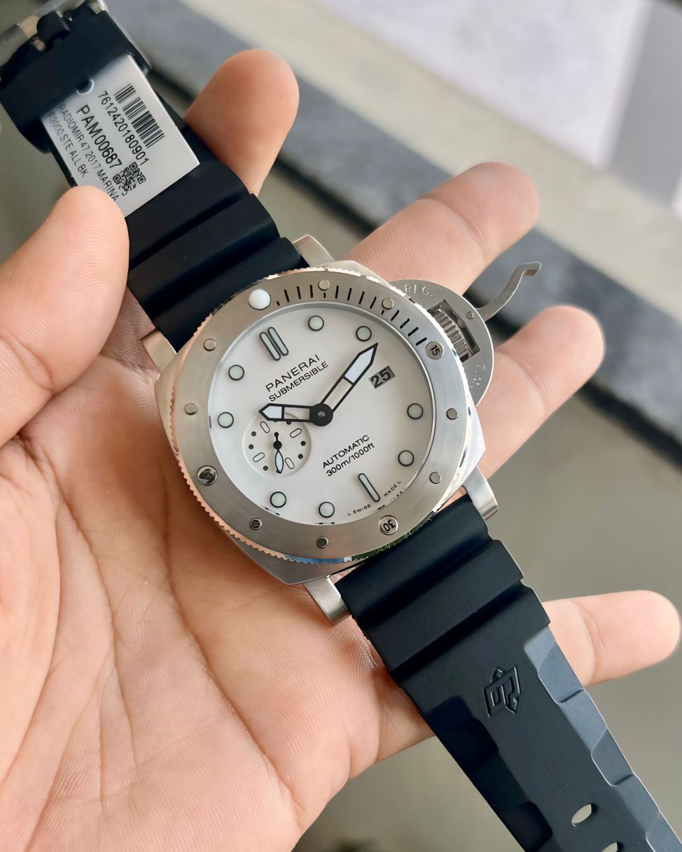 WhatsApp Image 2026-06-26 at 10.56.07 PM Panerai Submersible Bianco White - Image 1