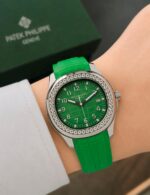 Patek Philippe Aquanaut Travel Time Green Edition - Image 2