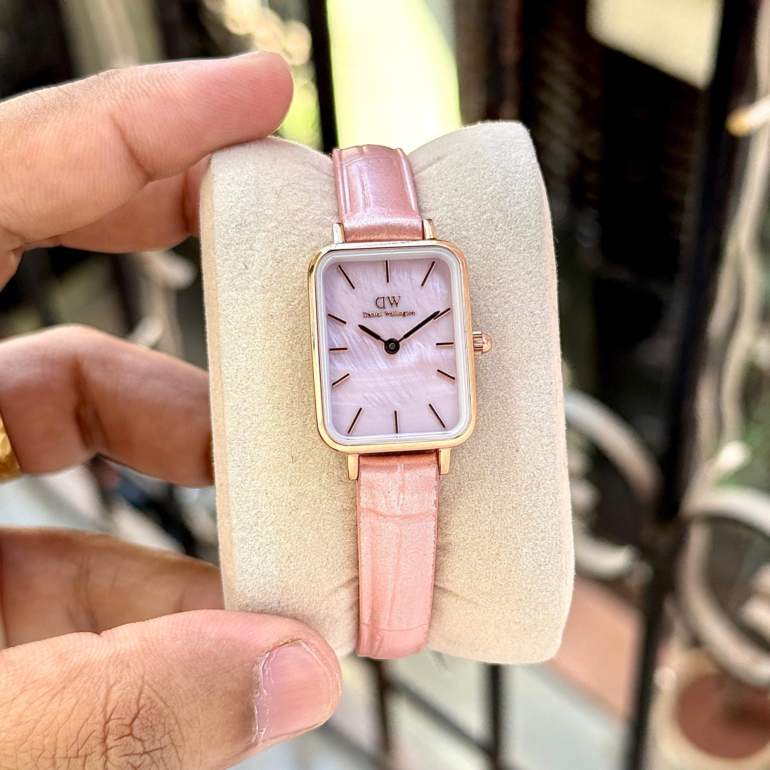 WhatsApp Image 2026-07-05 at 12.54.29 PM (1) Daniel Wellington Quadro Cherry Blossom - Image 1