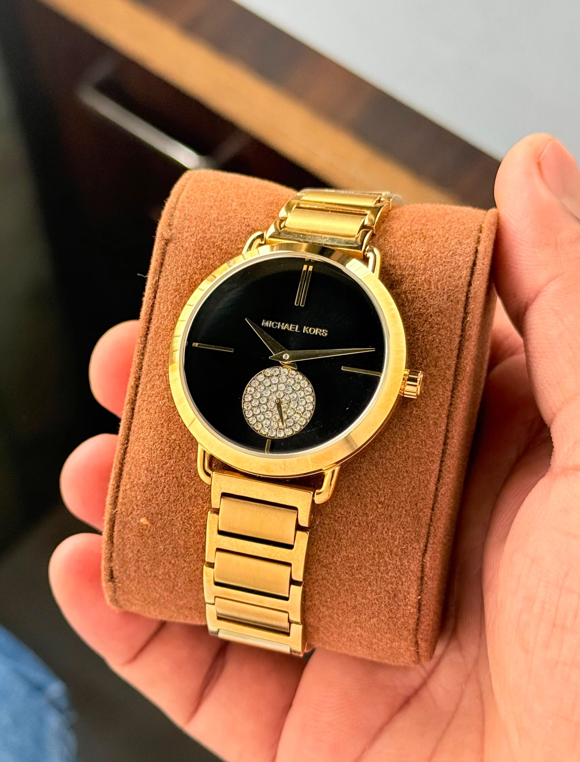 WhatsApp Image 2026-07-07 at 12.11.36 AM (1) Michael Kors Portia Gold Quartz - Image 1