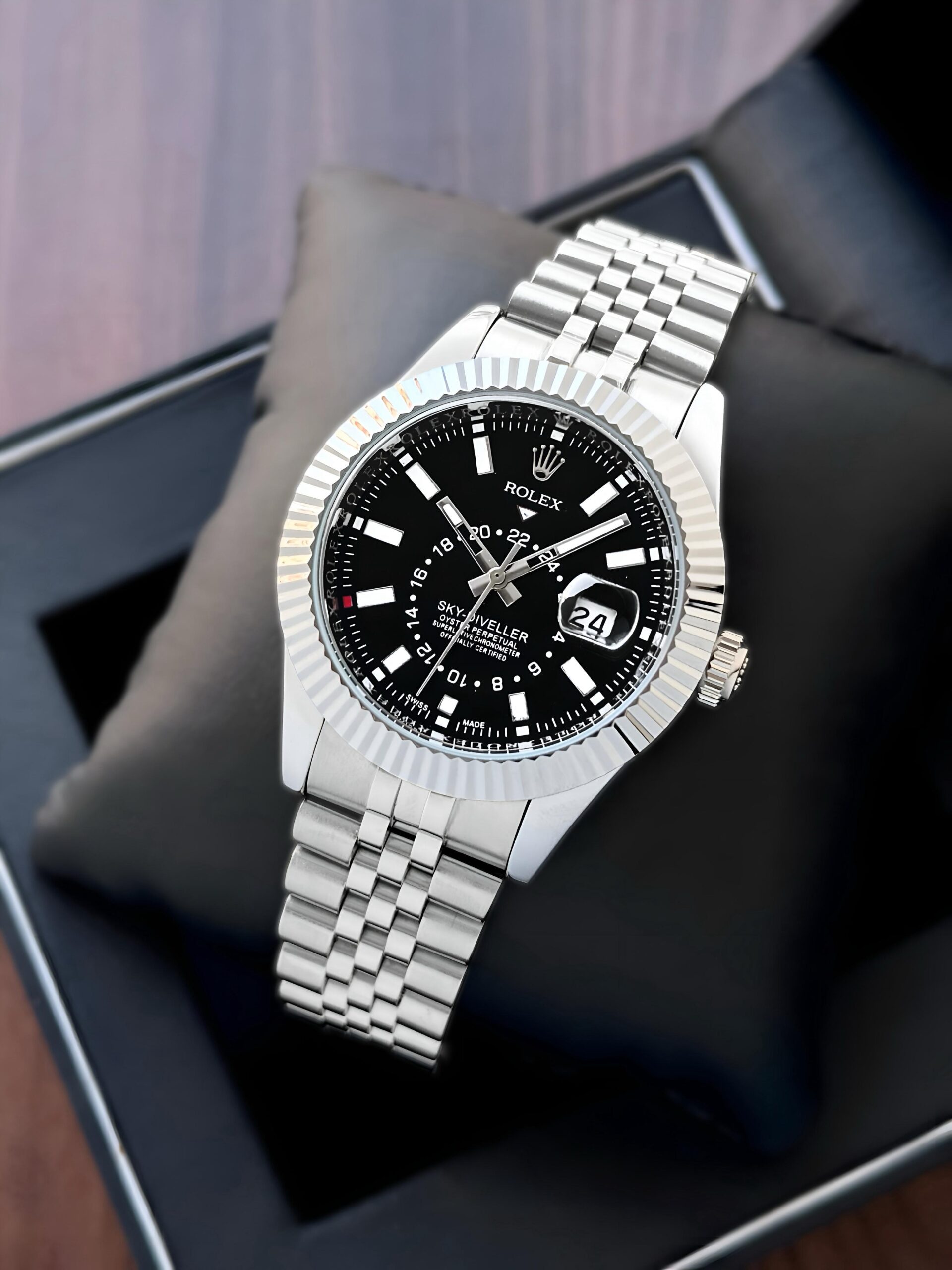 WhatsApp Image 2026-07-07 at 12.21.25 AM (1) Rolex Sky-Dweller Silver Quartz - Image 1