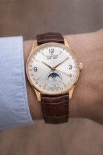 Fossil Skeleton Automatic Brown - Image 2