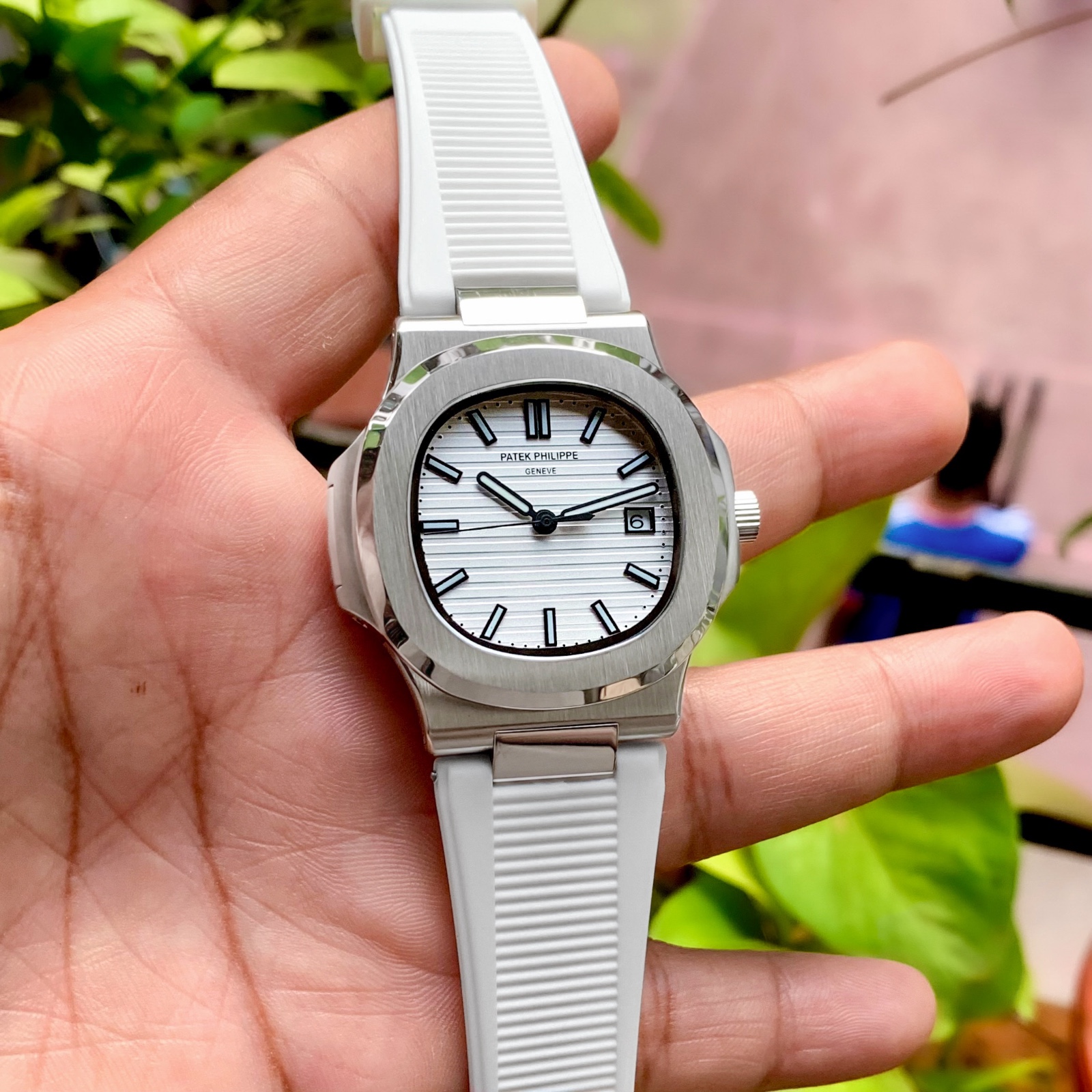 WhatsApp Image 2026-07-11 at 10.54.08 AM (1) Patek Philippe Nautilus White Automatic - Image 1