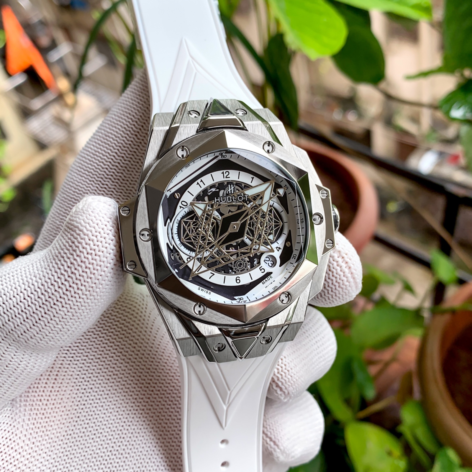 WhatsApp Image 2026-07-11 at 10.57.26 AM Hublot Big Bang Sang Bleu II Chronograph - Image 1