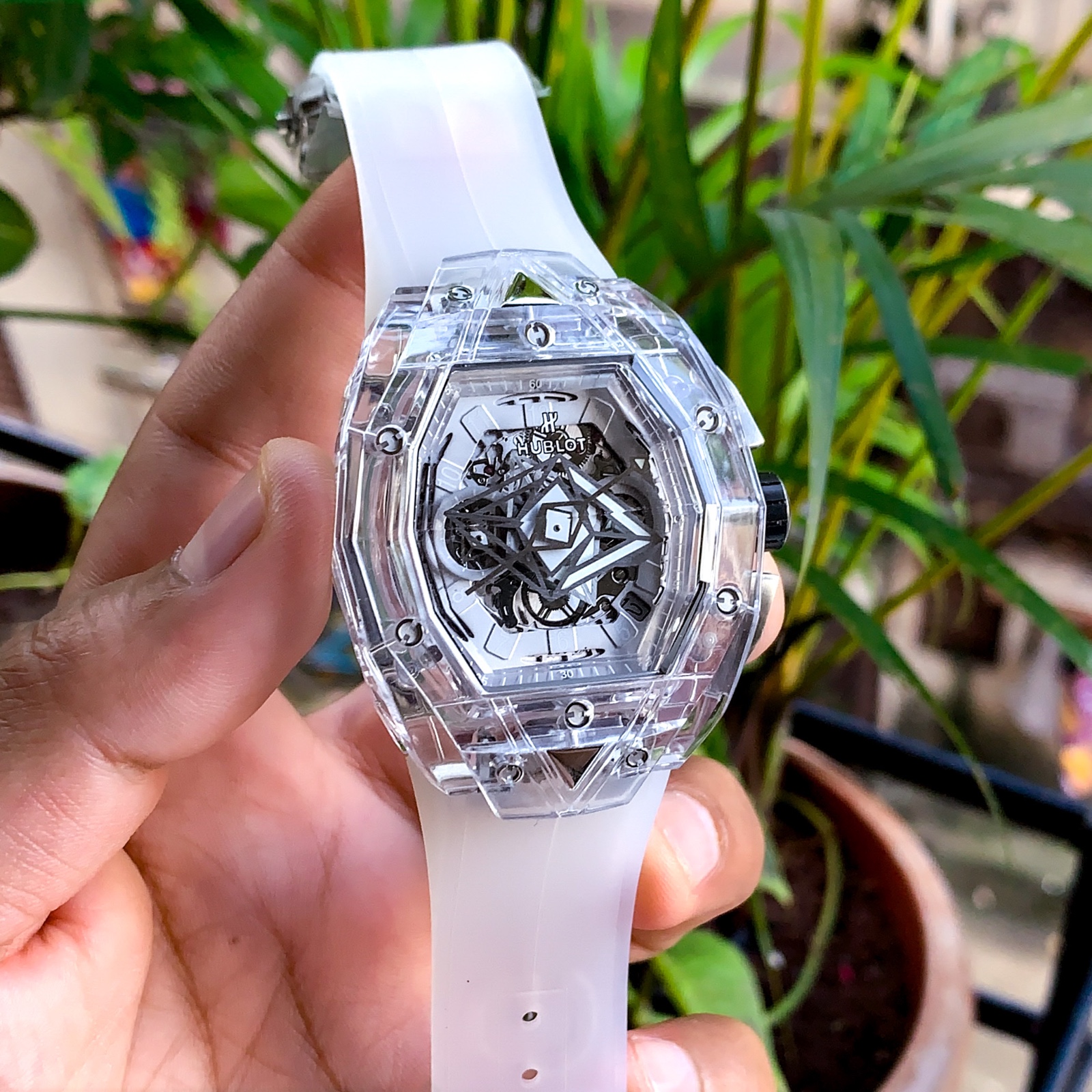 WhatsApp Image 2026-07-12 at 8.58.18 PM (1) Hublot Big Bang Sang Bleu 3 - Image 1