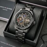 Tommy Hilfiger Modern Black Automatic