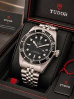 Tudor Black Bay Dial Automatic - Image 4