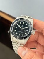 Tudor Black Bay Dial Automatic - Image 6