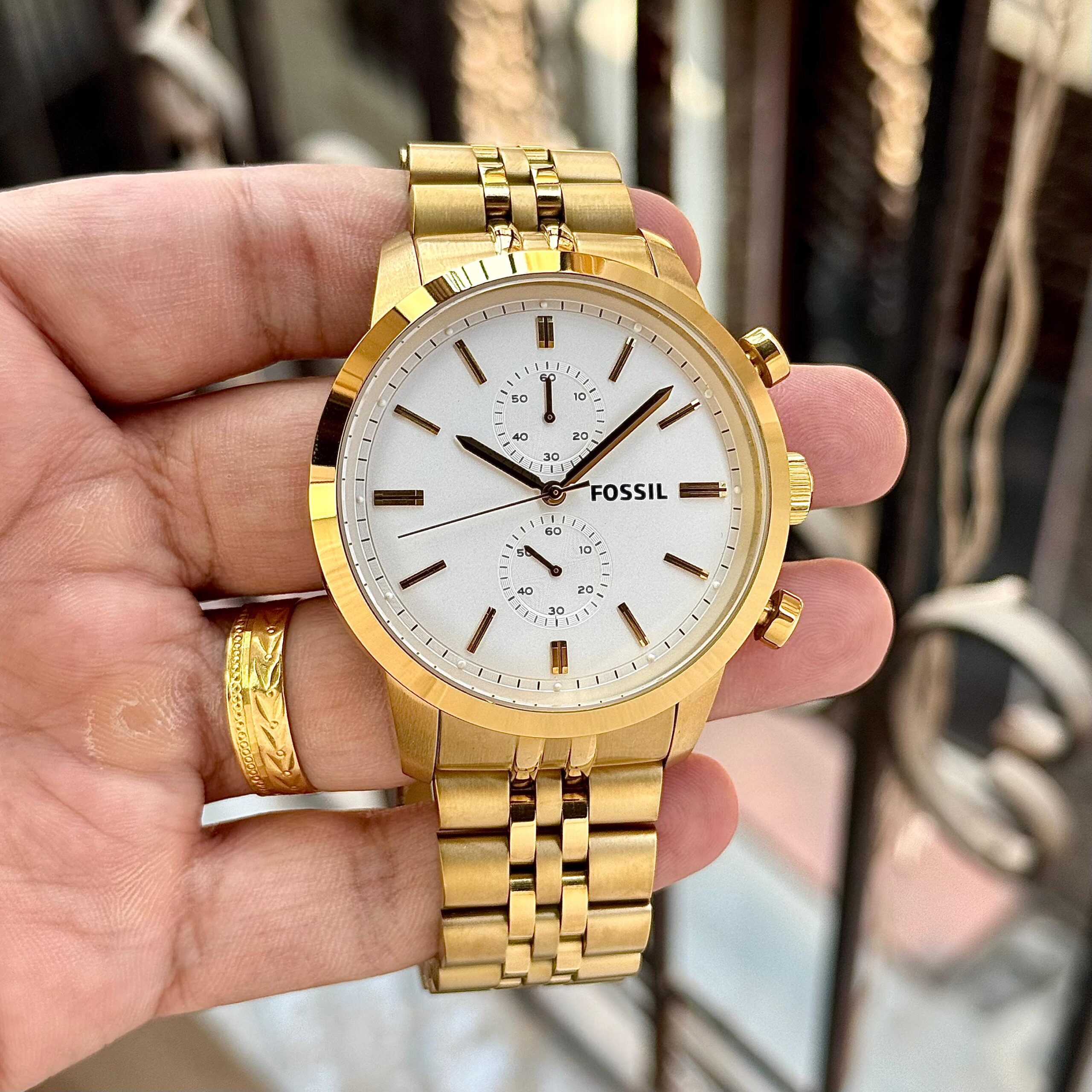 WhatsApp Image 2026-07-17 at 10.47.27 PM (1) Versace Classic Gold Dial Series - Image 1