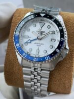 Seiko GMT White Dial Automatic - Image 7