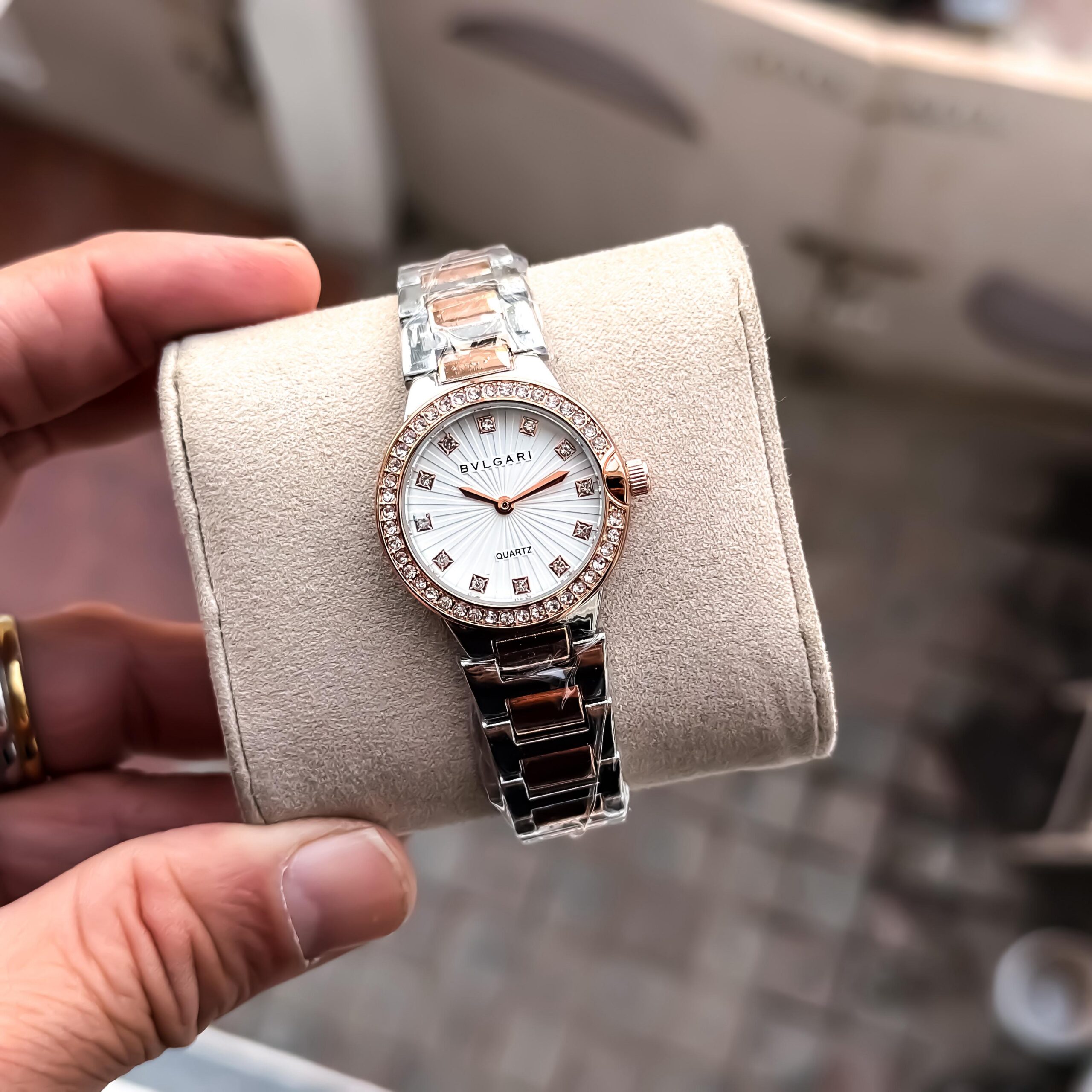 WhatsApp Image 2026-07-21 at 8.10.35 PM Bvlgari Lvcea White Diamond-Style Dial - Image 1