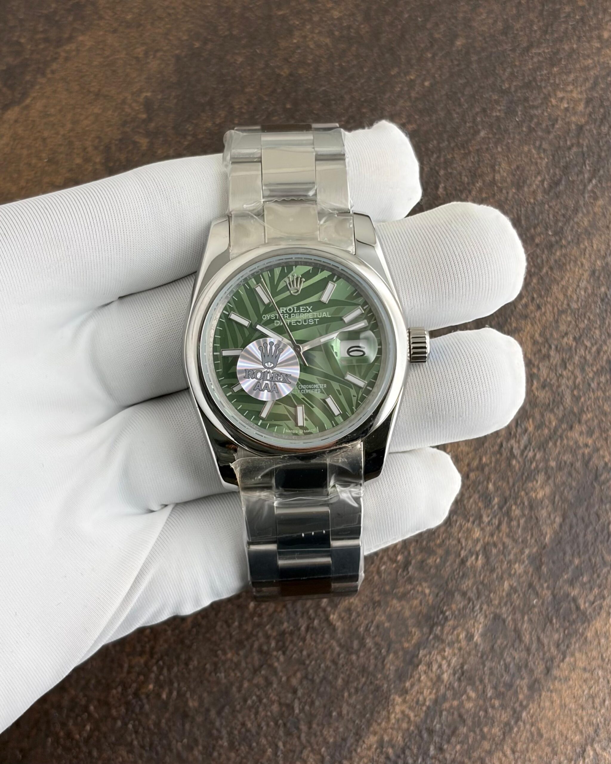 WhatsApp Image 2026-07-21 at 8.12.21 PM (1) Rolex Oyster DateJust Olive Green Dial Automatic - Image 1