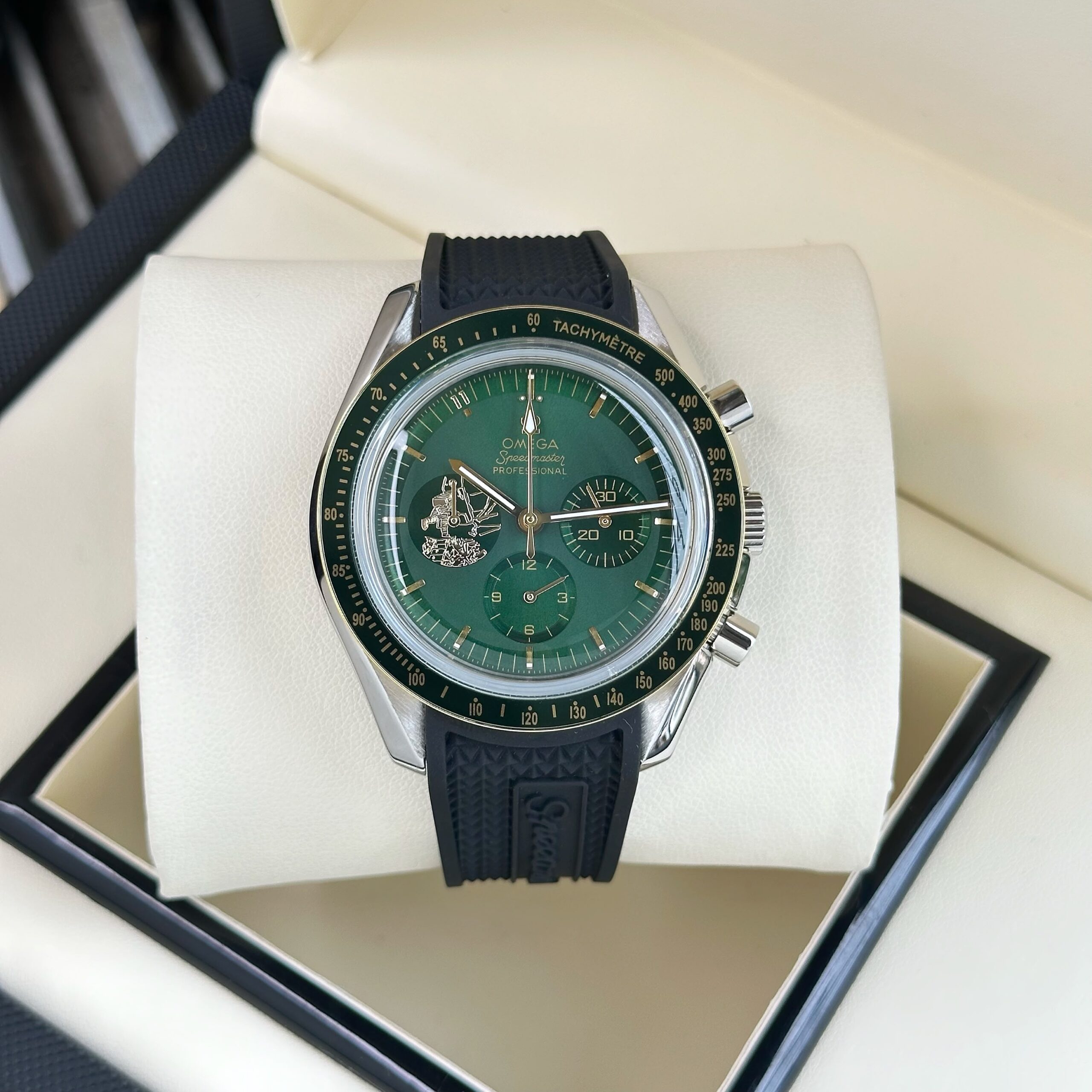 WhatsApp Image 2026-08-03 at 11.58.41 AM (2) Omega Apollo Green Dial Chronograph - Image 1