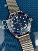 Omega Classic 3-Hand Silver Blue Dial - Image 3