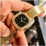 Guess Tapestry Golden Square Black Dial - Image 2