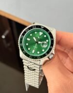 Seiko Green Dial 42mm Quartz - Image 2