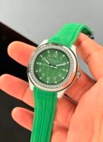Patek Philippe Aquanaut Green Diamond Dial - Image 5