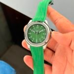 Patek Philippe Aquanaut Green Diamond Dial - Image 6
