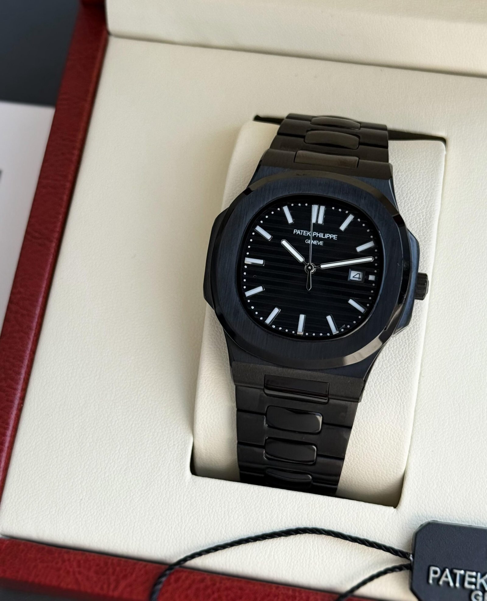 WhatsApp Image 2026-09-04 at 6.18.48 PM (1) Patek Philippe Nautilus Black Analog Quartz - Image 1