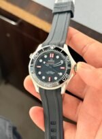Omega Seamaster Diver Black Dial Automatic Chronometer - Image 4