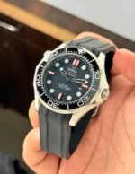Omega Seamaster Diver Black Dial Automatic Chronometer - Image 2