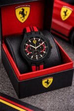 Scuderia Ferrari Race Black & Red Dial - Image 4