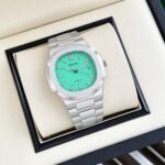 Seiko Nautilus Mint Green Dial - Image 2