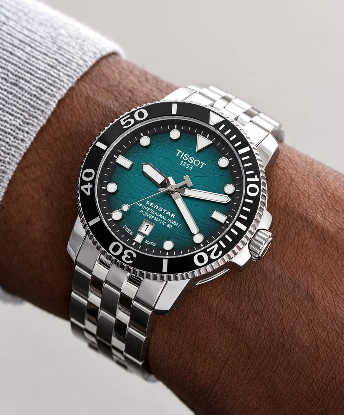 WhatsApp Image 2026-09-18 at 2.45.37 AM (2) Tissot Seastar Black & Sea Green Dial - Image 1