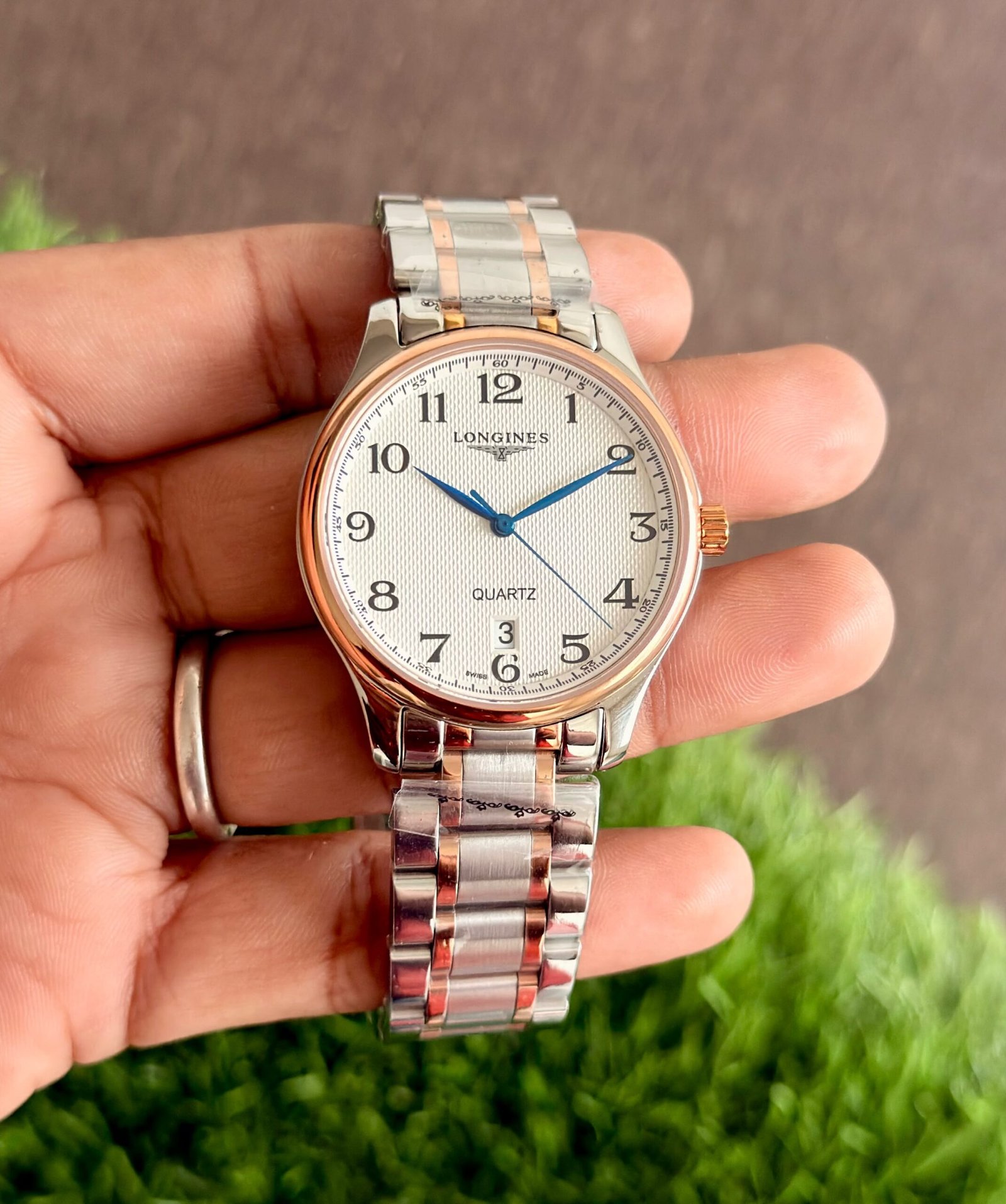 WhatsApp Image 2026-09-22 at 2.01.04 AM (1) Longines Two-Tone Silver Quartz - Image 1