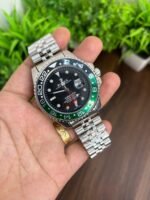 Rolex Submariner Black Dial Analog - Image 2