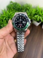 Rolex Submariner Black Dial Analog - Image 3