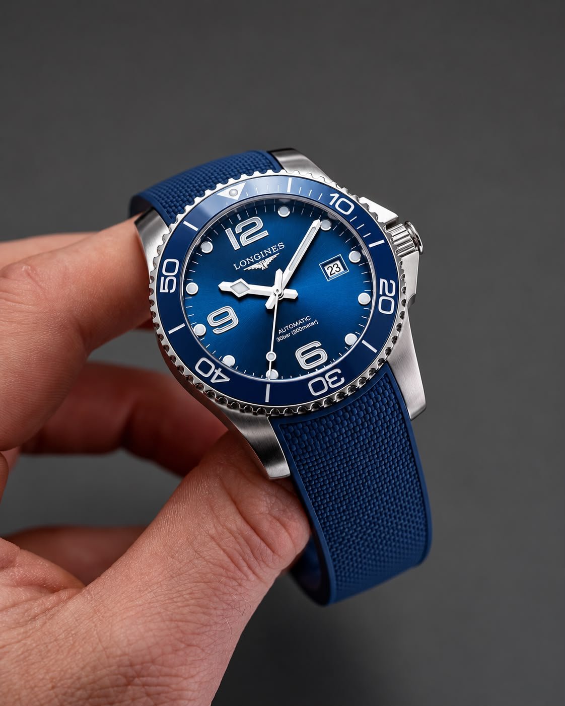 WhatsApp Image 2026-10-21 at 2.33.17 AM (1) Longines HydroConquest Automatic Blue Sunray Dial - Image 1
