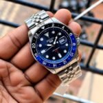 Seiko 5 GMT Deep Blue Dial Quartz - Image 2